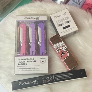 The Crème Shop Retractable Multi-Purpose Razors - Pink and Purple